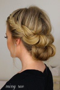 12 Stunning Wedding Hairstyles - Canvas Factory